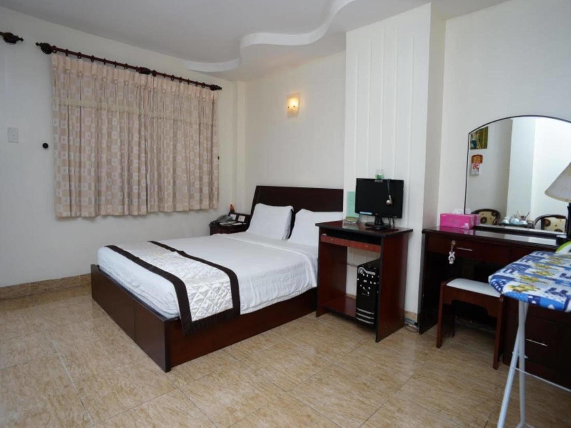 A25 Hotel - 22 Nguyen Cu Trinh Cidade de Ho Chi Minh Exterior foto